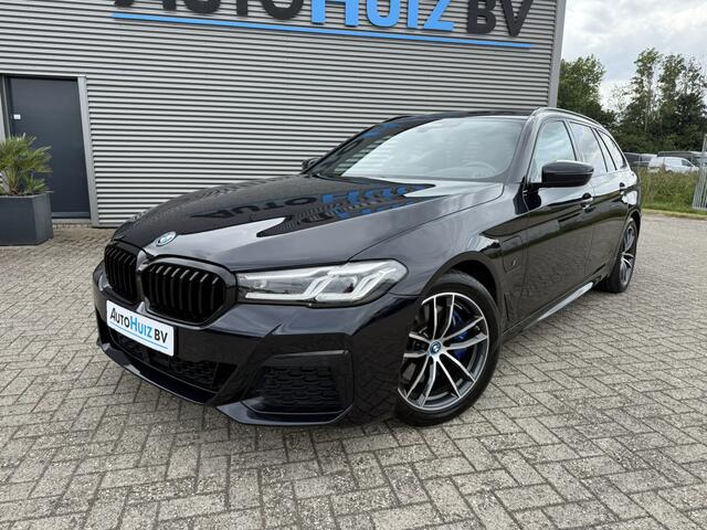 BMW 5-SERIE Touring 530e M Sport Touring Trekhaak Head-Up Display LED ACC Harman-Kardon Lederen interieur Carplay