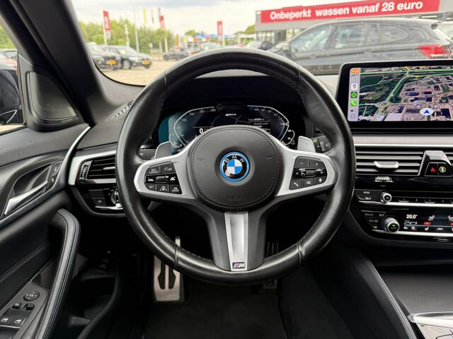 BMW 5-SERIE Touring 530e M Sport Touring Trekhaak Head-Up Display LED ACC Harman-Kardon Lederen interieur Carplay