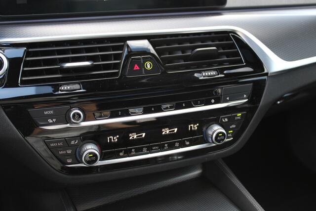 BMW 5-SERIE 530i High Executive M Sport Automaat / Schuif-Kanteldak / Trekhaak / Laserlight / M Sportonderstel / Live Cockpit Professional