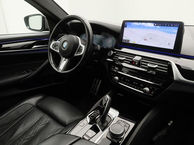 BMW 5-SERIE Touring 540i xDrive High Executive Edition | PANO | 360° | ADAPTIVE | HUD | LASER | H&K | MEMORY | STOELVENT. | STOEL- EN STUURVERW. | TREKHAAK
