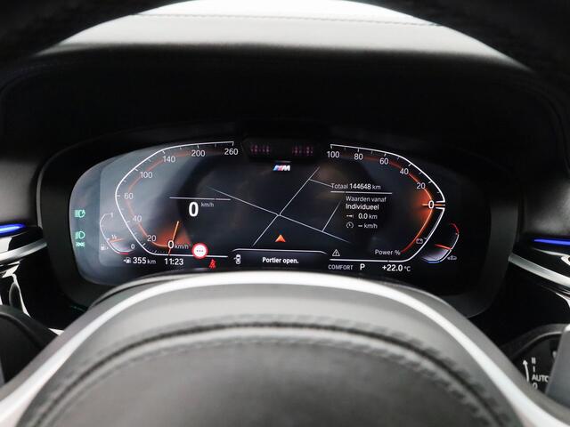 BMW 5-SERIE Touring 540i xDrive High Executive Edition | PANO | 360° | ADAPTIVE | HUD | LASER | H&K | MEMORY | STOELVENT. | STOEL- EN STUURVERW. | TREKHAAK