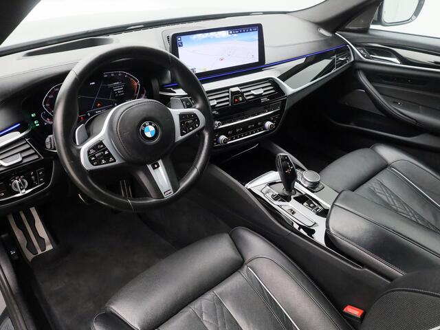 BMW 5-SERIE Touring 540i xDrive High Executive Edition | PANO | 360° | ADAPTIVE | HUD | LASER | H&K | MEMORY | STOELVENT. | STOEL- EN STUURVERW. | TREKHAAK