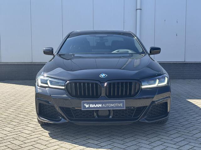 BMW 5-SERIE 530e xDrive M-Sport Pro | M-stoelen | Harman/Kardon | Schuifdak | Adaptive |