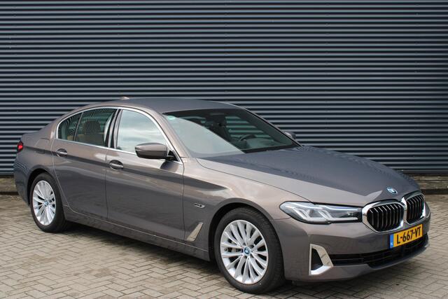 BMW 5-SERIE 545e xDrive Lurxury Adaptive-Cruise Laser Comfortzetels-Leder Head-Up Harman-Kardon Elektr.-Trekaak