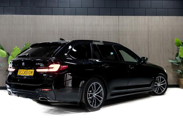 BMW 5-SERIE 5er - 530 e xDrive M Sport | H&K | Pano | Trekhaak |