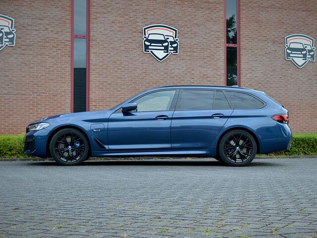 BMW 5-SERIE Touring 530e M Sport | Laser | ACC | HUD | H&K