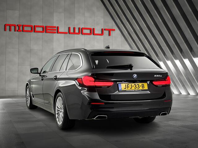 BMW 5-SERIE Touring 530e M-sport High Exe/Pano-dak/Adapt.Cruise/EL.Trekhaak