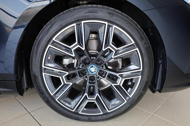 BMW 5-SERIE Touring 530e M Sportpakket | Driving Assistant Plus | Travel Pack | Elektr. Trekhaak