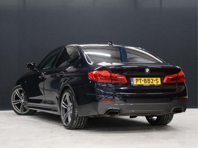 BMW 5-SERIE 520i High Executive [SCHUIFKANTELDAK, MEMORY SEATS, HUD, PDC V+A, CRUISE CONTROL, APPLE CARPLAY, STOELVERWARMING, AUTOMATISCHE AIRCO, NAVIGATIE, NIEUWSTAAT]