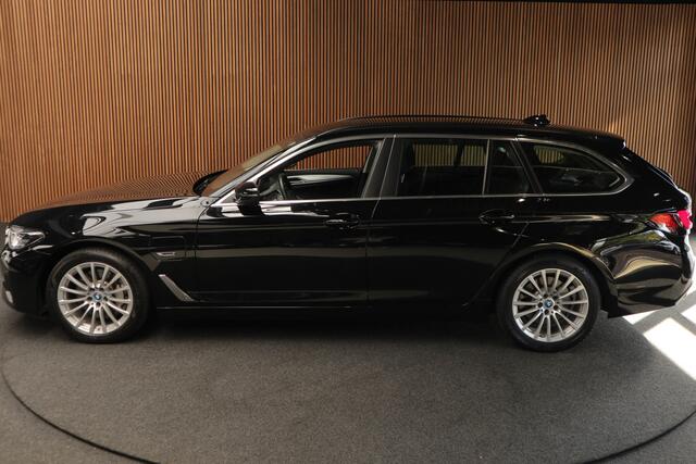 BMW 5-SERIE Touring 520e VERWARMDE VOORSTOELEN-ELEC STOELEN-DAB-VIRTUAL