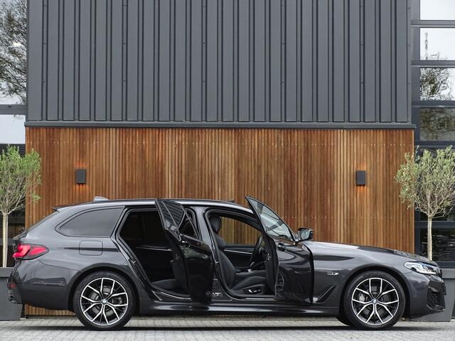 BMW 5-SERIE 530e 292PK X-drive / M-Sport / Laser / 2022 / Pano / Head-Up