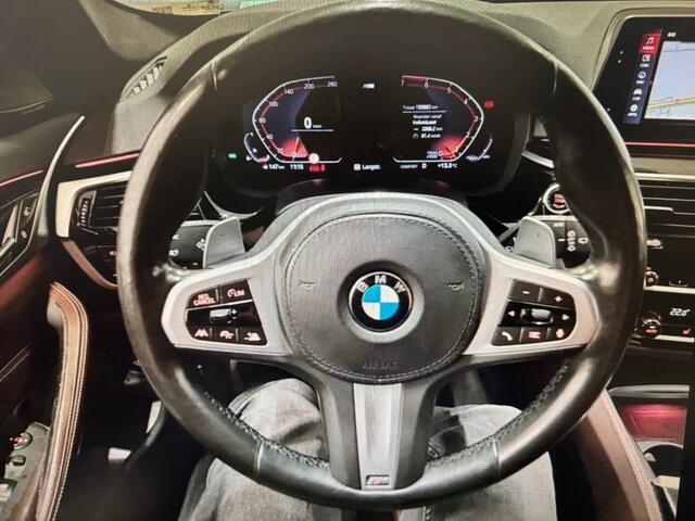 BMW 5-SERIE 530i M-Sport,Sport/comf Zetels,Harman Kardon,Memory,Driving Assistant,Trekhk Elekt