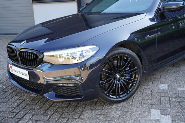 BMW 5-SERIE Touring 530i High Executive Edition 2020 /camera/Leder/Carbonschwarz