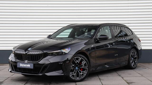 BMW 5-SERIE Touring 530e xDrive M-Sport Pro | Stoelventilatie | Harman/Kardon | Head-up | Carbon | Panoramadak | Trekhaak
