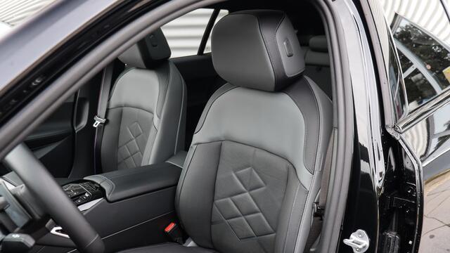 BMW 5-SERIE Touring 530e xDrive M-Sport Pro | Stoelventilatie | Harman/Kardon | Head-up | Carbon | Panoramadak | Trekhaak