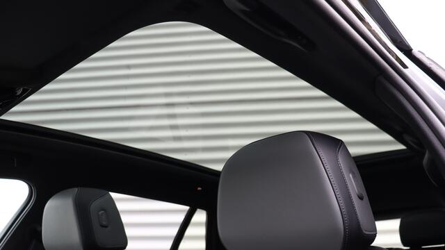 BMW 5-SERIE Touring 530e xDrive M-Sport Pro | Stoelventilatie | Harman/Kardon | Head-up | Carbon | Panoramadak | Trekhaak