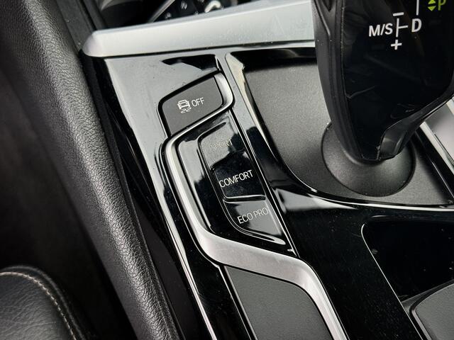 BMW 5-SERIE Touring 520i High Executive SPORTLINE / TEKHAAK / AUTOMAAT