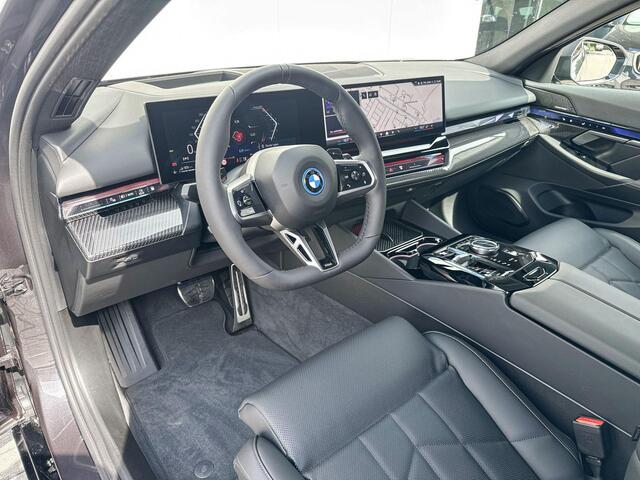BMW 5-SERIE Touring 530e | M Sport Pro | Travelpack | Comfort Pack | Innovation Pack