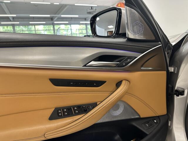 BMW 5-SERIE 530e M-Sport High Exe. | Bowers & Wilkins | Softclose | Massage