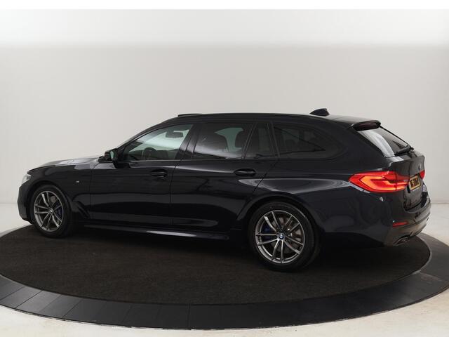 BMW 5-SERIE 530i M Sport | Panoramadak | Head-Up | Leder | Stoelverwarming | Sfeerverlichting | Navigatie | Full LED | Parkeerhulp | Sportstoelen