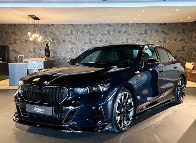 BMW 5-SERIE 530e I M-pakket I 21" INDIVIDUAL I Pano I Carbon