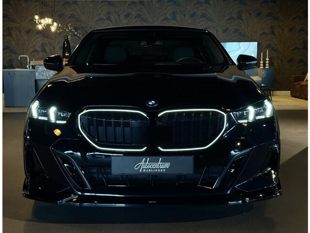 BMW 5-SERIE 530e I M-pakket I 21" INDIVIDUAL I Pano I Carbon