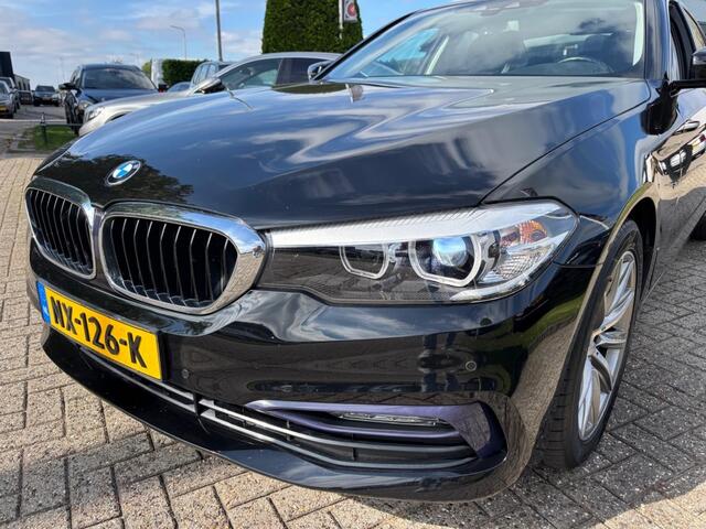 BMW 5-SERIE 530D Sedan 2017 Executive Sportline Zwart