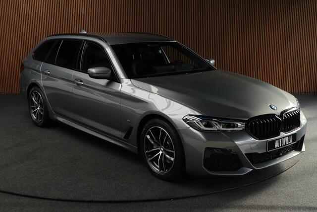 BMW 5-SERIE Touring 520i M Sport Edition Plus Sensatec HEAD-UP - Driving Assistant Professionel - Adaptief Cruise