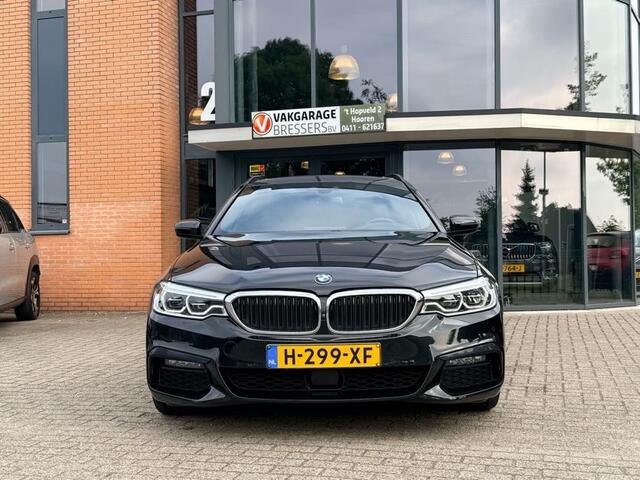 BMW 5-SERIE 540i xD High Exclusive Edition Full options!