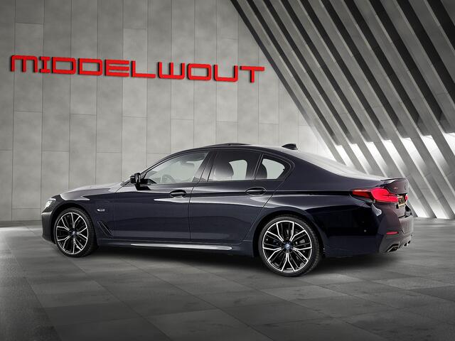 BMW 5-SERIE 545e xDrive M-Sport/M-Remm/Schuifd/Laser/20"