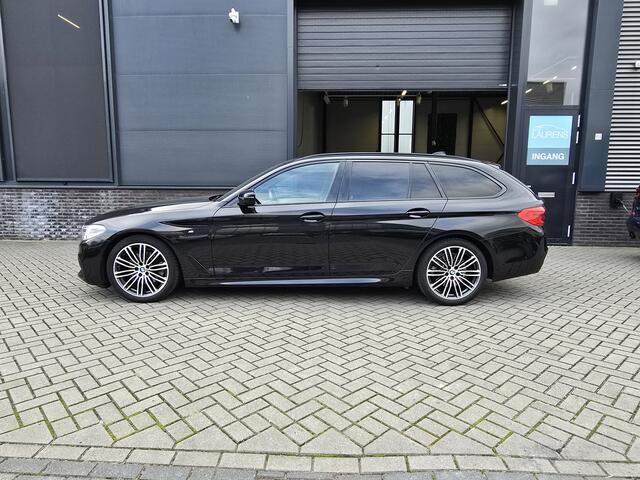 BMW 5-SERIE Touring 520i M Sport | Pano | NL-Auto | H+K High Executive Edition