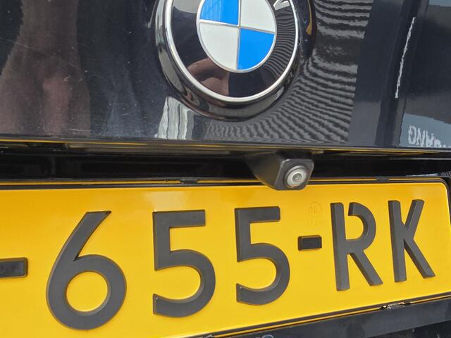 BMW 5-SERIE Touring 520i M Sport | Pano | NL-Auto | H+K High Executive Edition