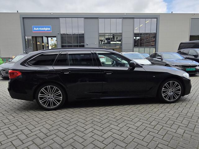 BMW 5-SERIE Touring 520i M Sport | Pano | NL-Auto | H+K High Executive Edition