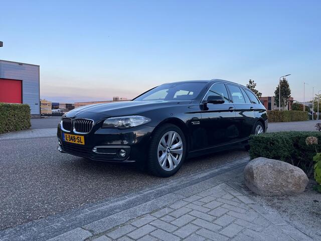 BMW 5-SERIE Touring 535xd M Sport Edition | BMW Individual | PANO | Head-UP | Elek. wegklapbare trekhaak | Lederen bekleding | Cruise Control | Dashcam 360