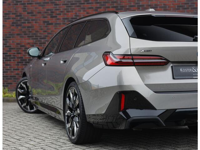 BMW 5-SERIE Touring 550e xDrive | M Sport Pro - Pano - Trekhaak
