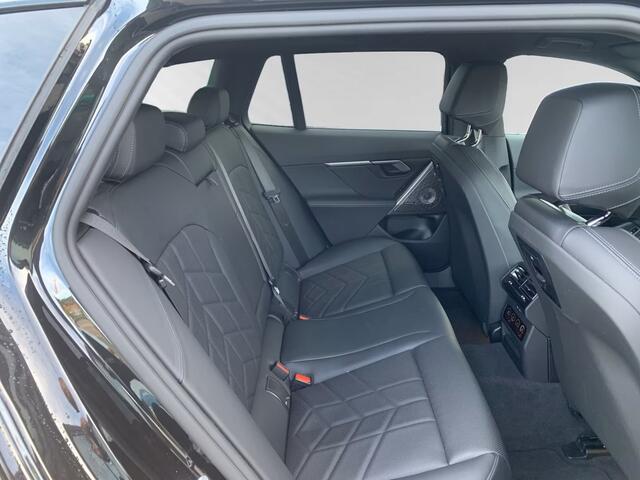 BMW 5-SERIE Touring 540d xDrive 286 PK M-Sport ACC Head-Up Trekhaak Bowers Wilkins Stoelkoeling Stuurverwarming Standkachel