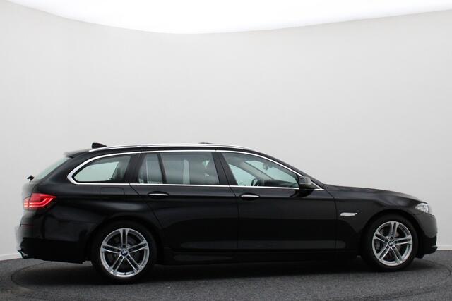 BMW 5-SERIE Touring 535i Luxury Edition