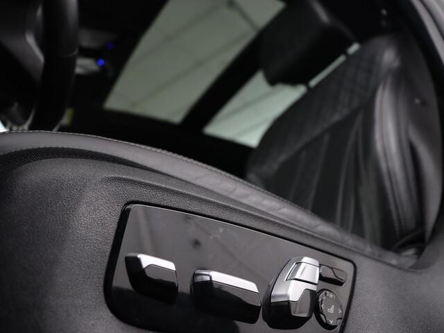 BMW 5-SERIE 530i High Executive | M Sport | Panoramadak | Trekhaak | Nappaleder | Stoelverwarming | Laser Light | Carplay | Sfeerverlichting | Camera | Navigatie | Keyless | Stuurverwarming