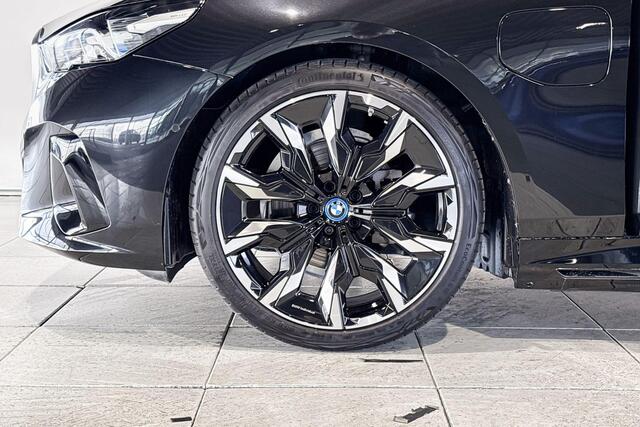 BMW 5-SERIE Touring 530e M Sportpakket Aut.