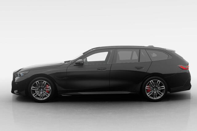 BMW 5-SERIE Touring 530e M Sport Edition | M Sport Pro | Innovation Pack | Travel Pack | Comfort Pack