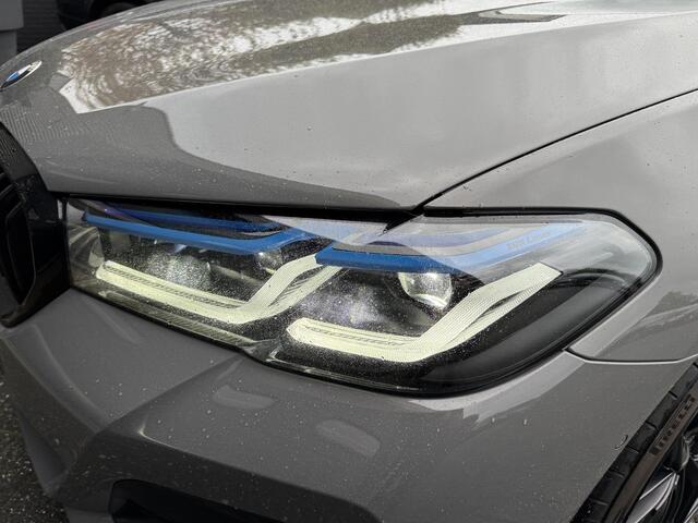 BMW 5-SERIE Touring 530e M-Sport | 360* Camera | Navigatie | Head-Up Display | 20 Inch Lichtmetalen Velgen | Elektrische Trekhaak |