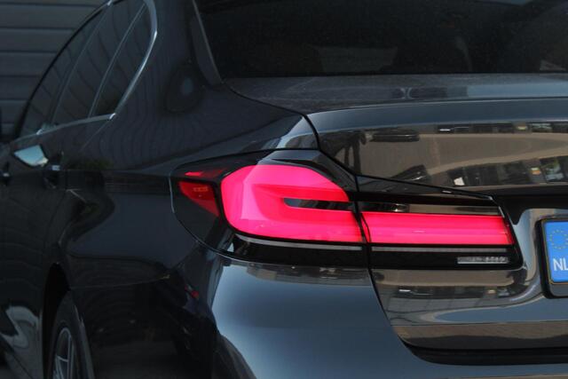 BMW 5-SERIE 530e Business Edition Plus | Leder | Trekhaak | Memory