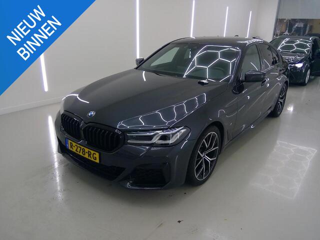 BMW 5-SERIE 520i BUSINESS EDITION PLUS I M SPORTPAKKET I SCHUIFDAK I TREKHAAK I PARKING PACK I LASER LIGHTS