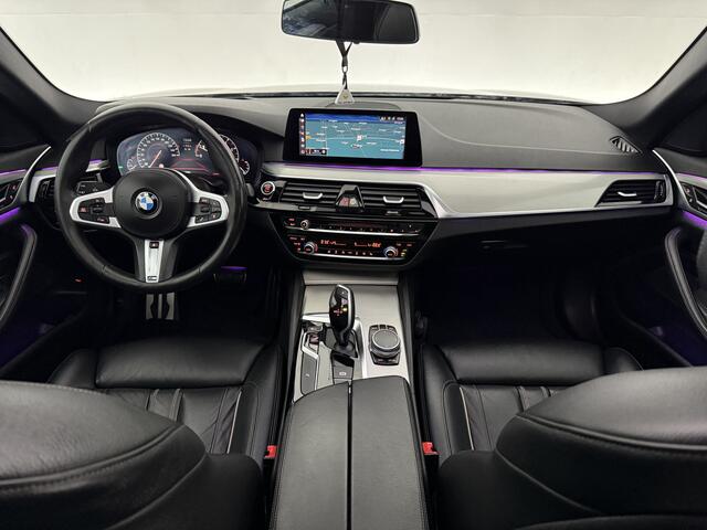 BMW 5-SERIE 520i High Executive M-Sport 184PK | Pano | Sfeerverl. | HuD | Virtual | Memory | Camera | Navi | Keyless | NAP