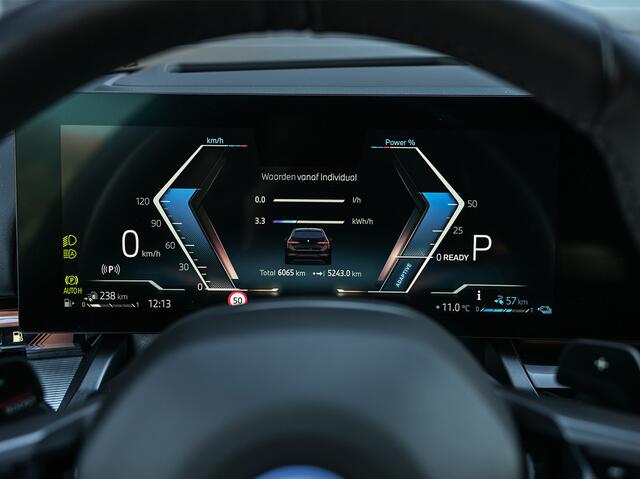 BMW 5-SERIE Touring 530e XDRIVE | SHADOW LINE | M-SPORT | COMFORT ACCESS | ACTIVE CRUISE | BOWERS & WILKINS | 360 CAMERA | STUUR- EN STOELVERWARMING | LEDER | AMBIANCE | ASSISTANCE PLUS PAKKET | EL. TREKHAAK | ADAPTIVE LED | M-SPORT SUSPENSION