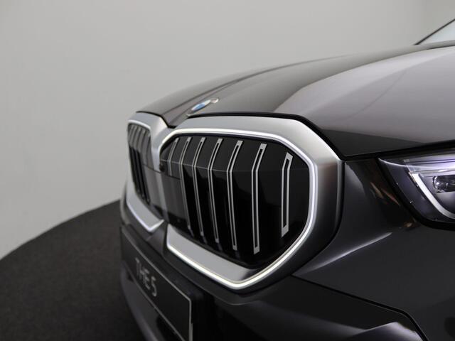 BMW 5-SERIE Touring 520i | M Sport Package | Equipment Package Pro | Travel Package