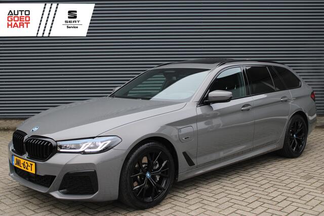BMW 5-SERIE Touring 530e xDrive M-Sport Active Steering Laser Pano Vol-Leder Head-up
