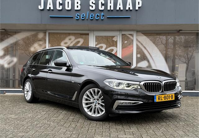 BMW 5-SERIE Touring 520i High Executive Luxury Automaat / Pano dak / 18"LM / Leder / Camera