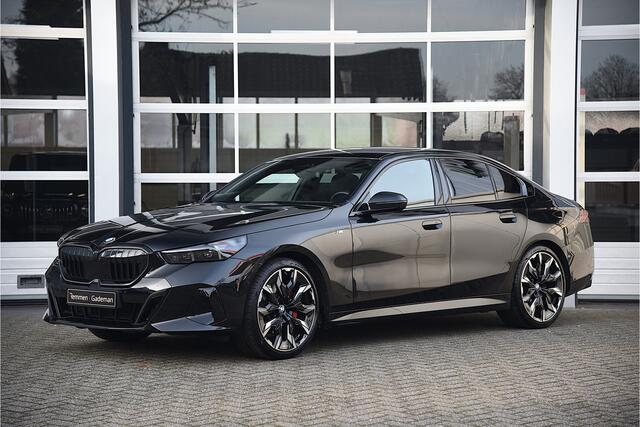 BMW 5-SERIE 520i M-Sport