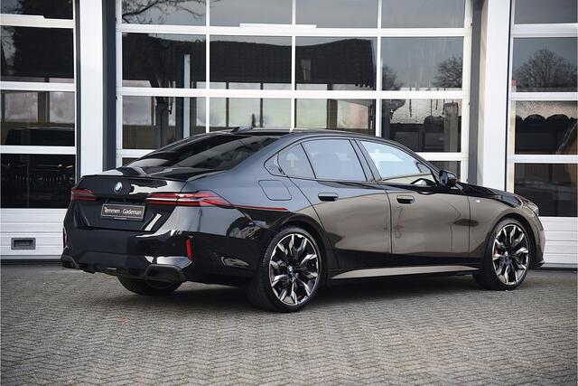 BMW 5-SERIE 520i M-Sport